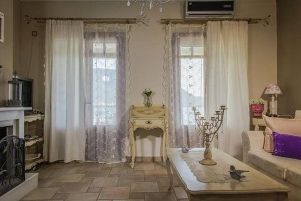 Sea Front Almi Villa วาซีลีกี ภายนอก รูปภาพ
